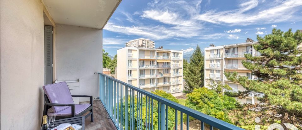 Appartement 4 pièces de 68 m² à Saint-Martin-d'Hères (38400)