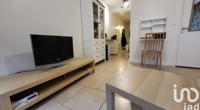 Studio 1 room of 24 m² in Chartres (28000)