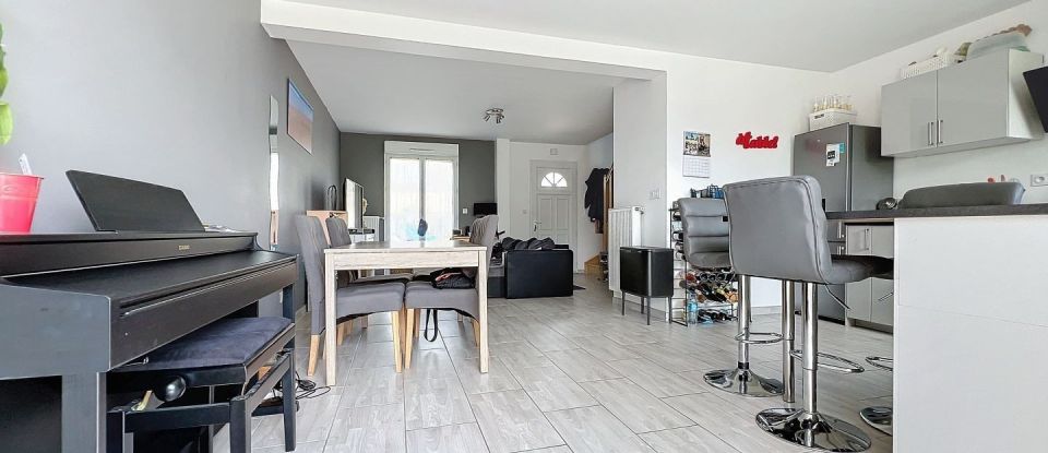 Maison 5 pièces de 80 m² à Chartrettes (77590)