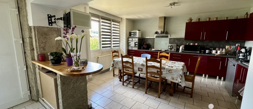 Village house 8 rooms of 260 m² in Ville-sur-Illon (88270)