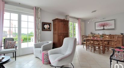 Maison 7 pièces de 152 m² à Sains-en-Amiénois (80680)