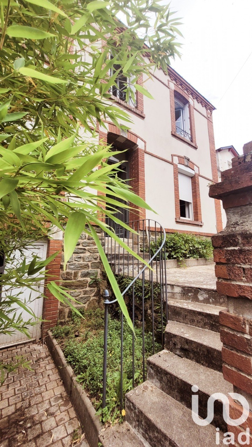 Town house 4 rooms of 102 m² in Beaupréau-en-Mauges (49600)