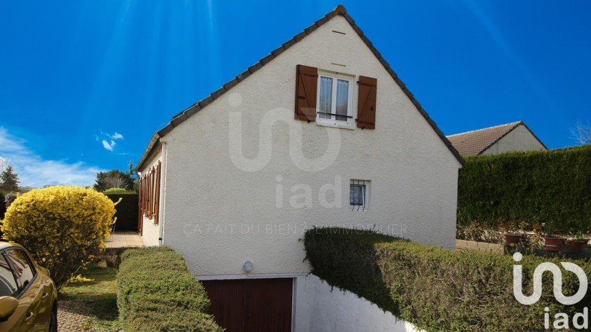 Maison traditionnelle 6 pièces de 100 m² à Ézy-sur-Eure (27530)