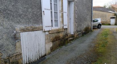 Village house 2 rooms of 48 m² in Sigournais (85110)
