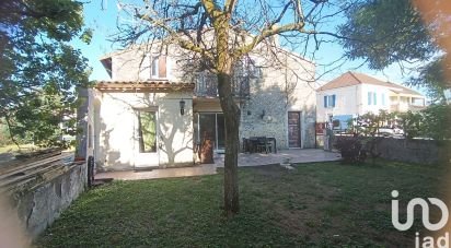 Town house 7 rooms of 148 m² in Montendre (17130)