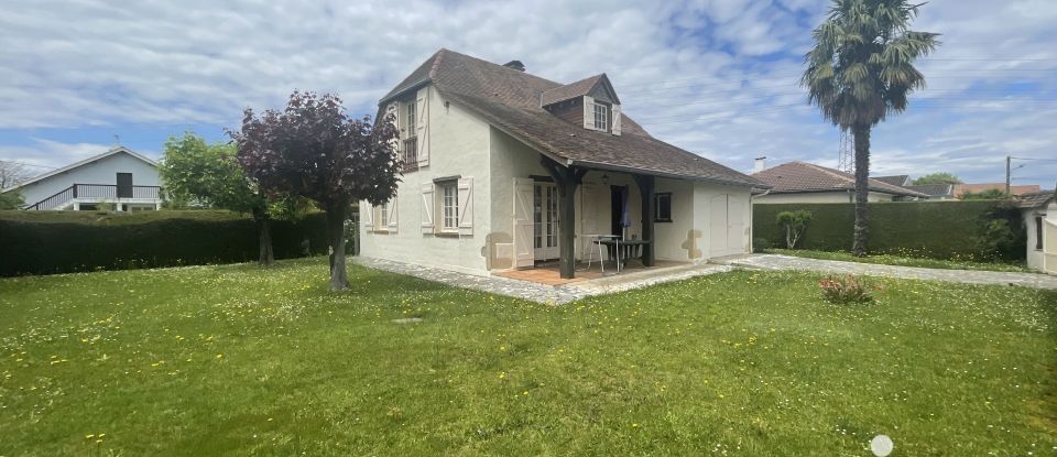 Maison traditionnelle 4 pièces de 95 m² à Lescar (64230)