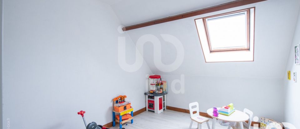 Maison 5 pièces de 107 m² à Jouy-le-Moutier (95280)