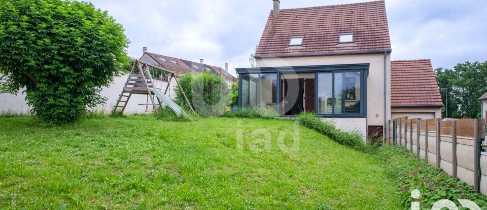 Maison 5 pièces de 107 m² à Jouy-le-Moutier (95280)