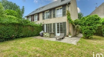 Traditional house 6 rooms of 119 m² in Savigny-sur-Orge (91600)