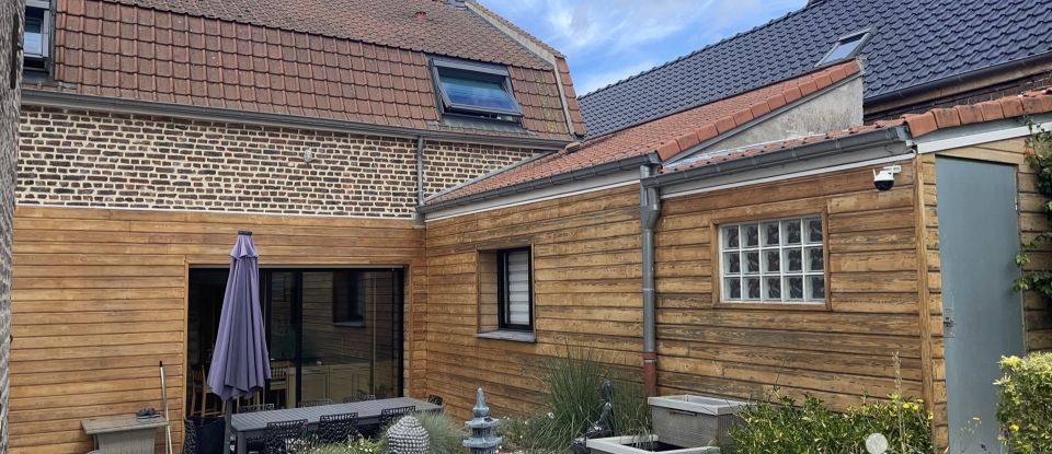 Maison traditionnelle 8 pièces de 135 m² à Fressain (59234)