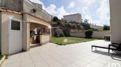 House 6 rooms of 95 m² in Marseille (13015)