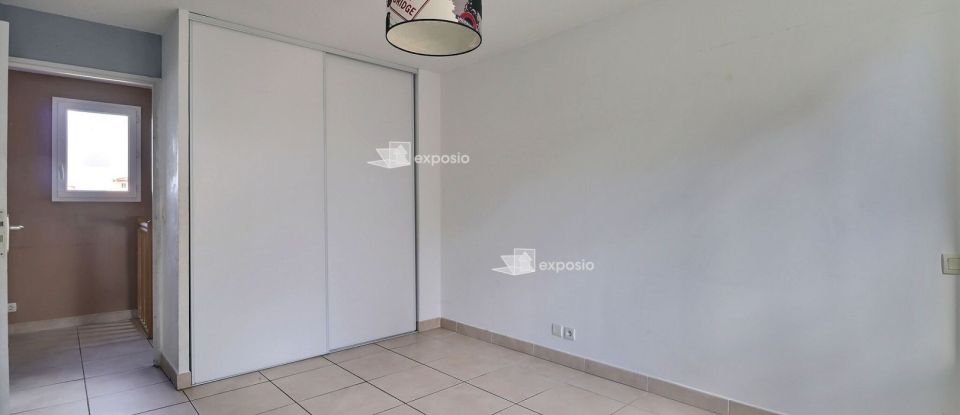 House 6 rooms of 95 m² in Marseille (13015)