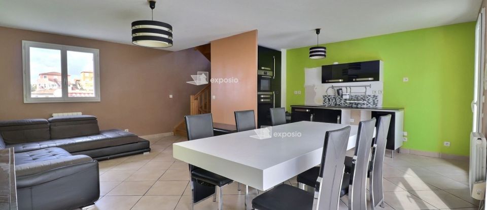 House 6 rooms of 95 m² in Marseille (13015)