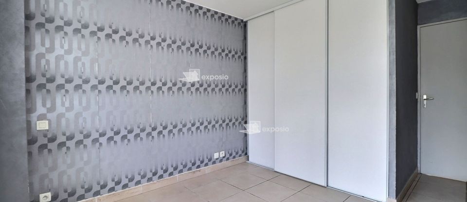 House 6 rooms of 95 m² in Marseille (13015)