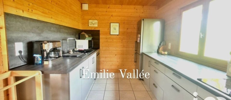 Traditional house 3 rooms of 70 m² in Écrainville (76110)