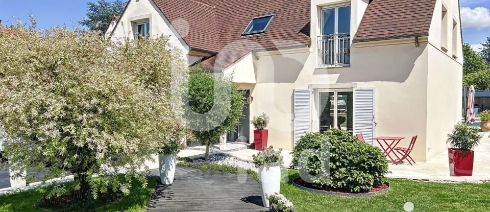 Traditional house 9 rooms of 256 m² in Marles-en-Brie (77610)