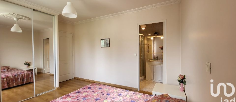 Maison 7 pièces de 225 m² à Gournay-sur-Marne (93460)