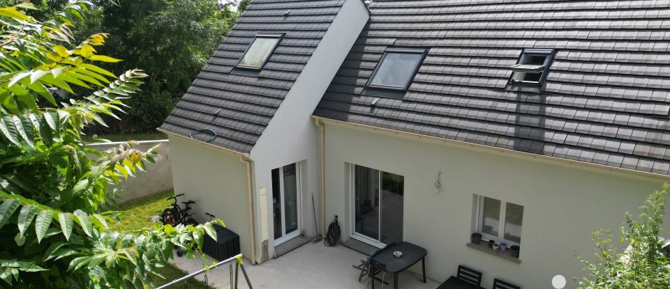 Maison traditionnelle 6 pièces de 98 m² à Breuillet (91650)