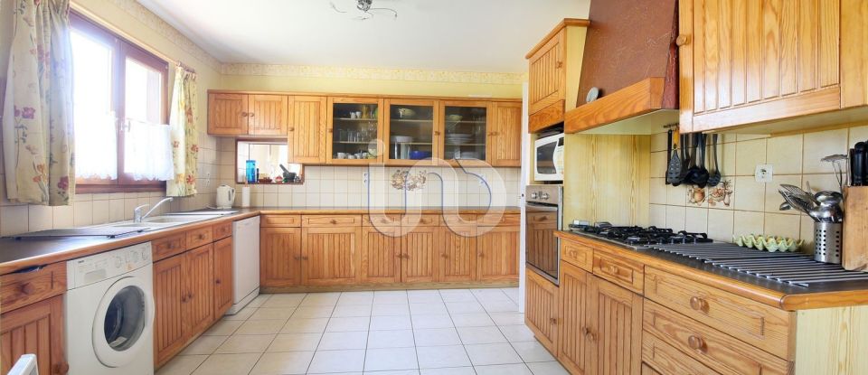 House 6 rooms of 178 m² in Cornebarrieu (31700)