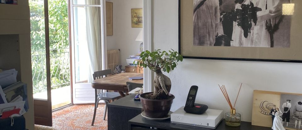 Maison 7 pièces de 171 m² à Arles (13200)