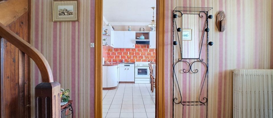 Maison 6 pièces de 107 m² à Plozévet (29710)