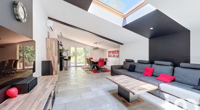 Maison 6 pièces de 152 m² à Saint-Affrique (12400)