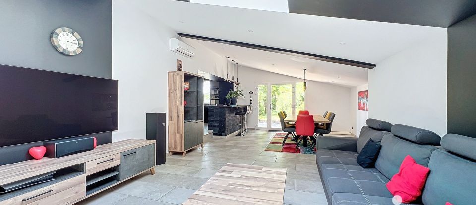 Maison 6 pièces de 152 m² à Saint-Affrique (12400)