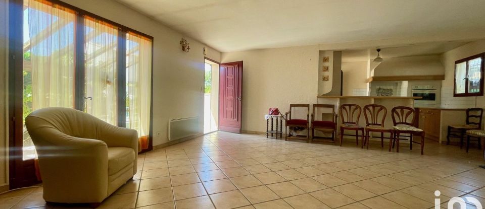 House 3 rooms of 84 m² in La Londe-les-Maures (83250)