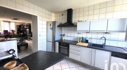Apartment 3 rooms of 73 m² in Saint-Étienne (42100)