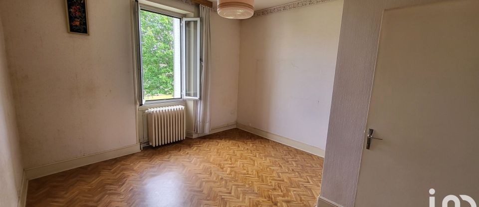 Maison 5 pièces de 113 m² à Guéret (23000)