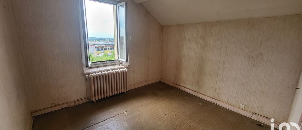 Maison 5 pièces de 113 m² à Guéret (23000)