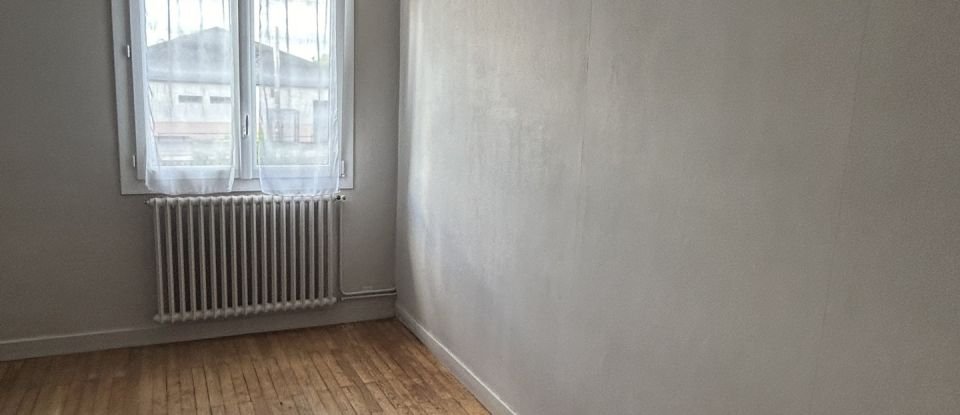 Maison 5 pièces de 97 m² à DOUÉ EN ANJOU (49700)