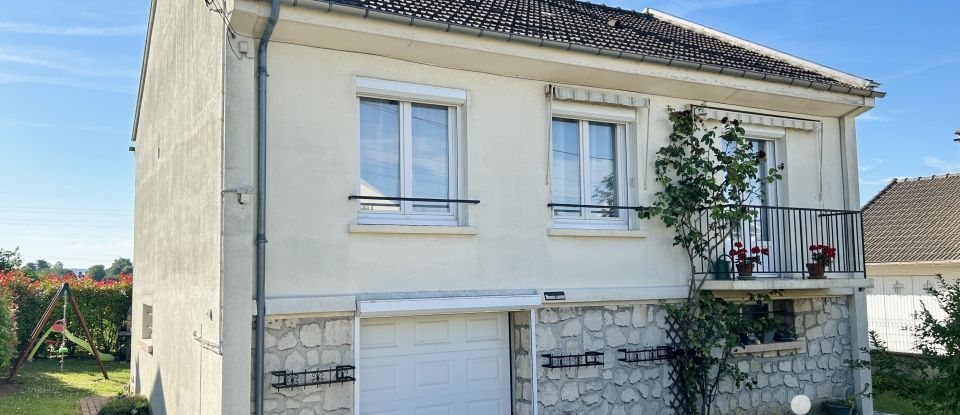 Maison 5 pièces de 106 m² à Crouy (02880)