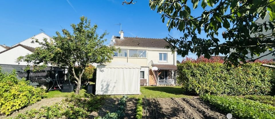 Maison 5 pièces de 106 m² à Crouy (02880)