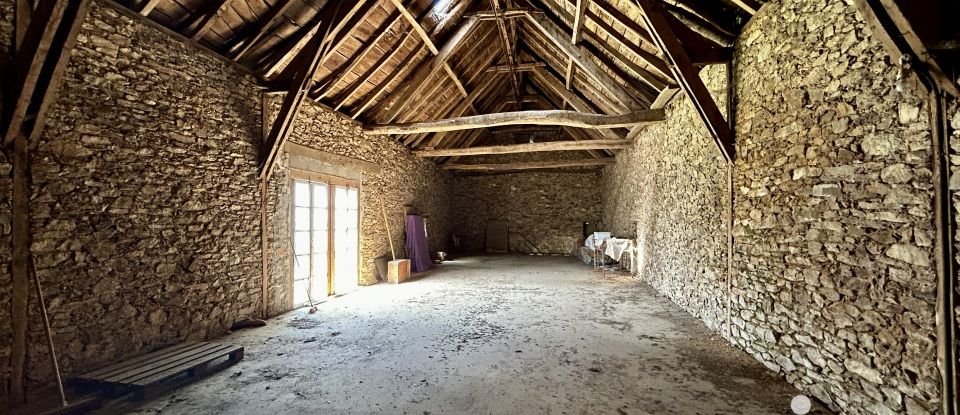 Maison 5 pièces de 171 m² à Sauveterre-de-Rouergue (12800)