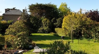 Traditional house 6 rooms of 137 m² in Dinard (35800)