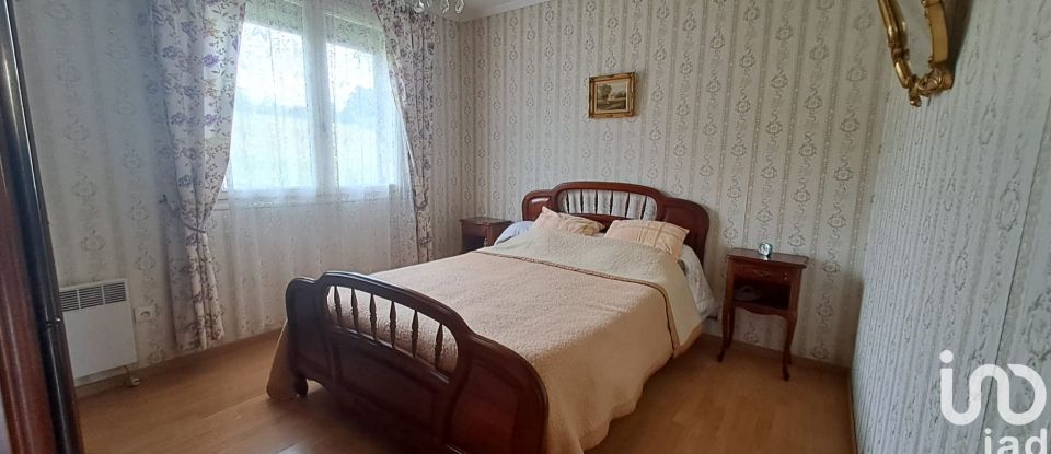 Traditional house 6 rooms of 165 m² in Chaumot (89500)