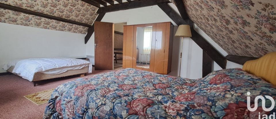 Maison traditionnelle 6 pièces de 165 m² à Chaumot (89500)