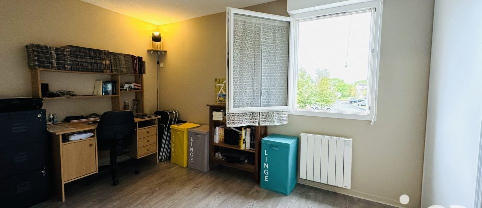 Maison 4 pièces de 70 m² à Ruelle-sur-Touvre (16600)