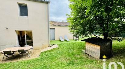 House 4 rooms of 70 m² in Ruelle-sur-Touvre (16600)