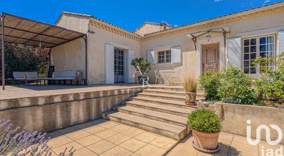 Traditional house 4 rooms of 126 m² in Arles (13200)