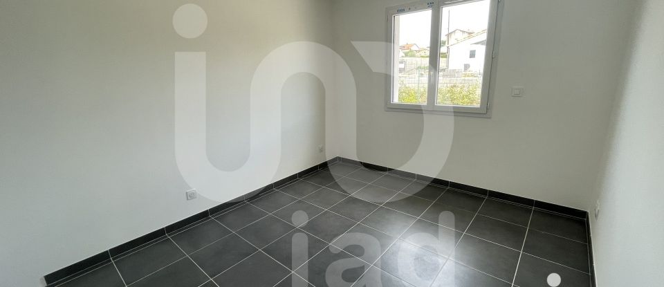 House 4 rooms of 97 m² in Alès (30100)