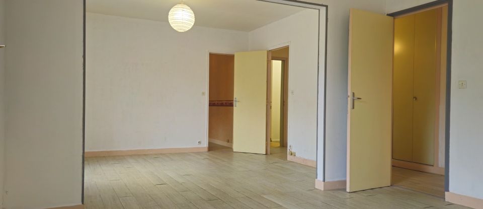 Appartement 5 pièces de 97 m² à Argent-sur-Sauldre (18410)