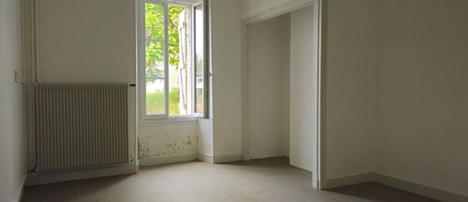 Appartement 4 pièces de 95 m² à Argent-sur-Sauldre (18410)