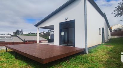 Maison 4 pièces de 100 m² à Saint-Joseph (97480)