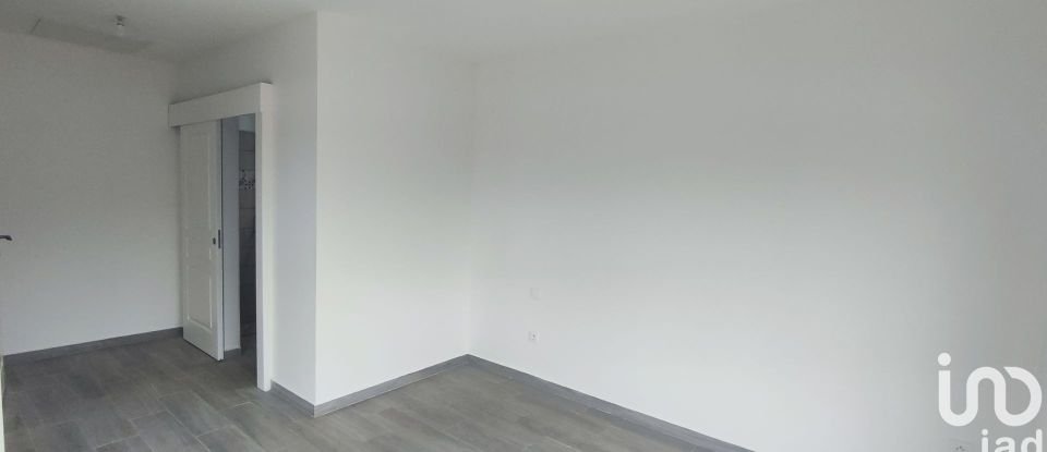 Maison 4 pièces de 100 m² à Saint-Joseph (97480)