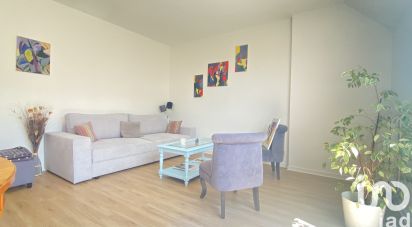 Duplex 5 rooms of 108 m² in Vannes (56000)