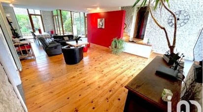 House 13 rooms of 514 m² in Germignac (17520)