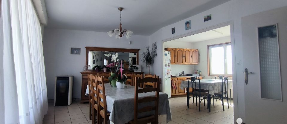 House 4 rooms of 73 m² in Floringhem (62550)