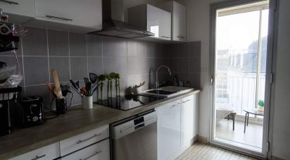 Apartment 4 rooms of 85 m² in Angers (49100)